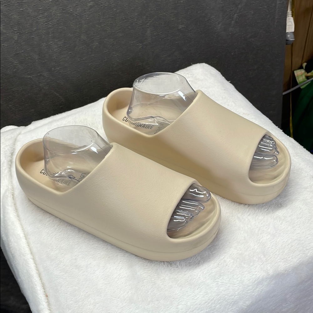 Cream Modern Mules with Cushioned Sole